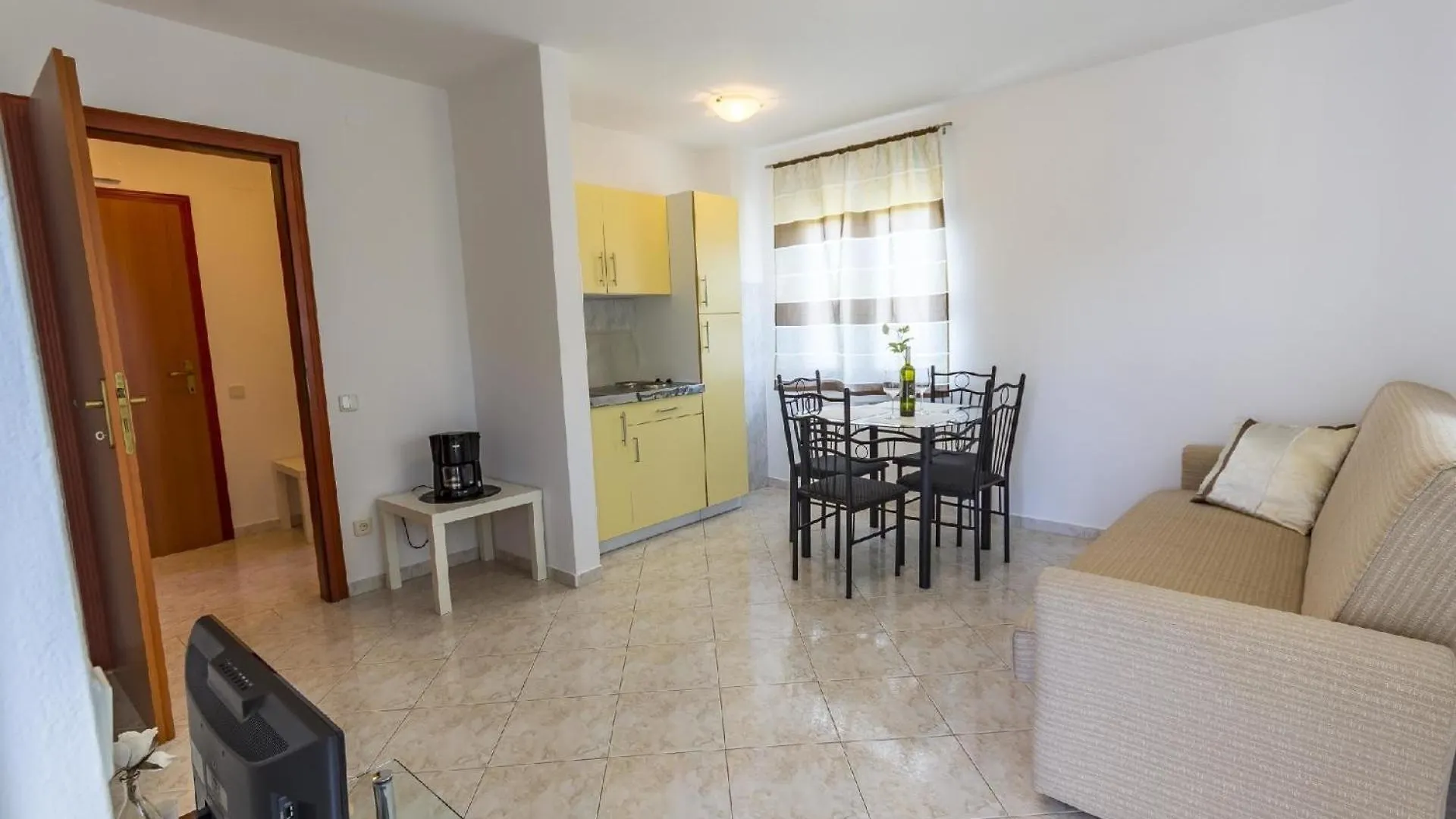 Ferienwohnung Fuer 2 Personen Ca 40 Qm In Fazana, Istrien Istrische Riviera Valbandon 0*,